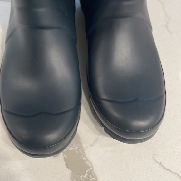 Used hunter rain boots - Picture 4 of 13